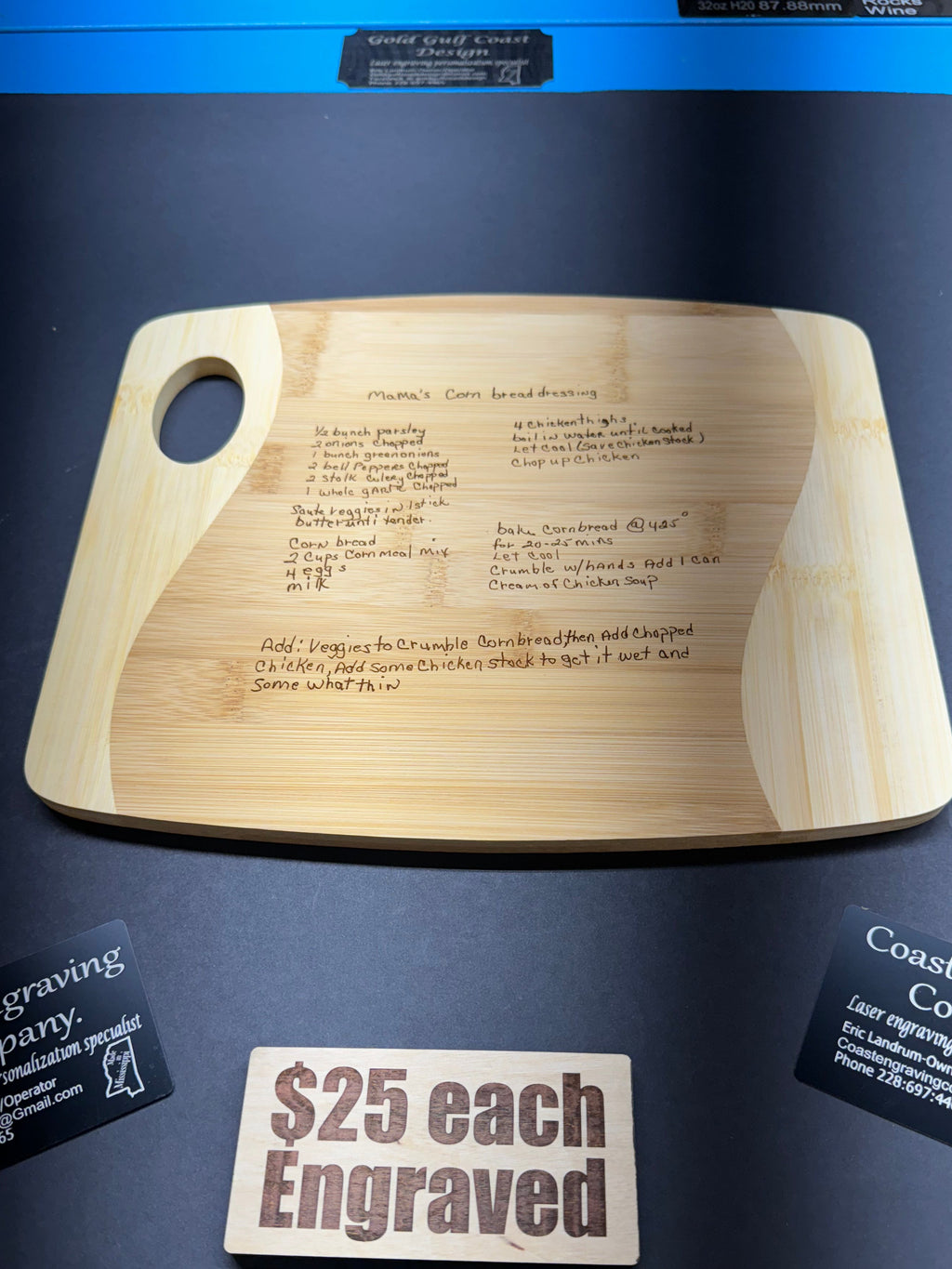 Personalized Two-Tone Bamboo Cutting Board with Handle – 11" x 9"