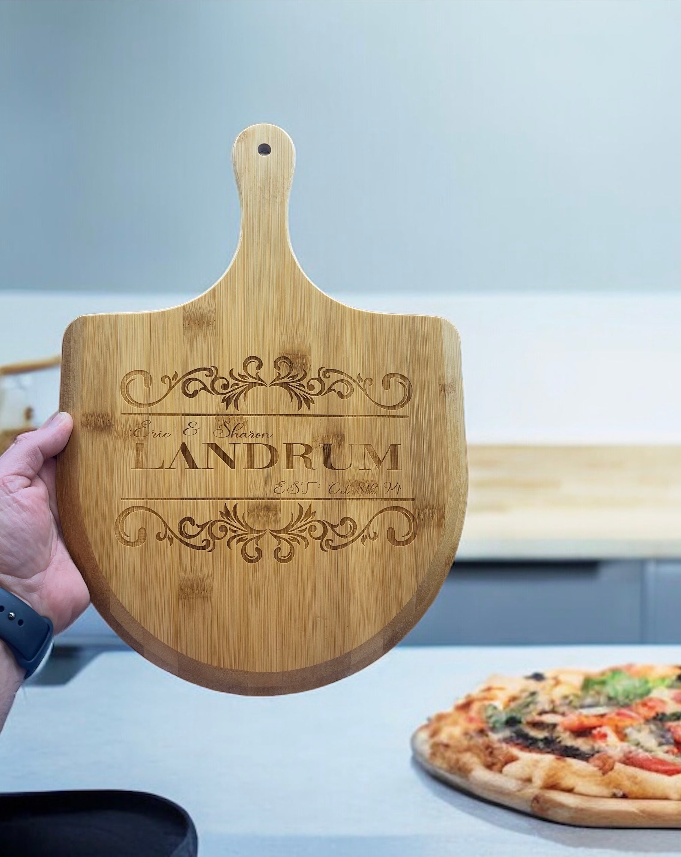 Personalized Bamboo Pizza Board – 15.5" x 11"
